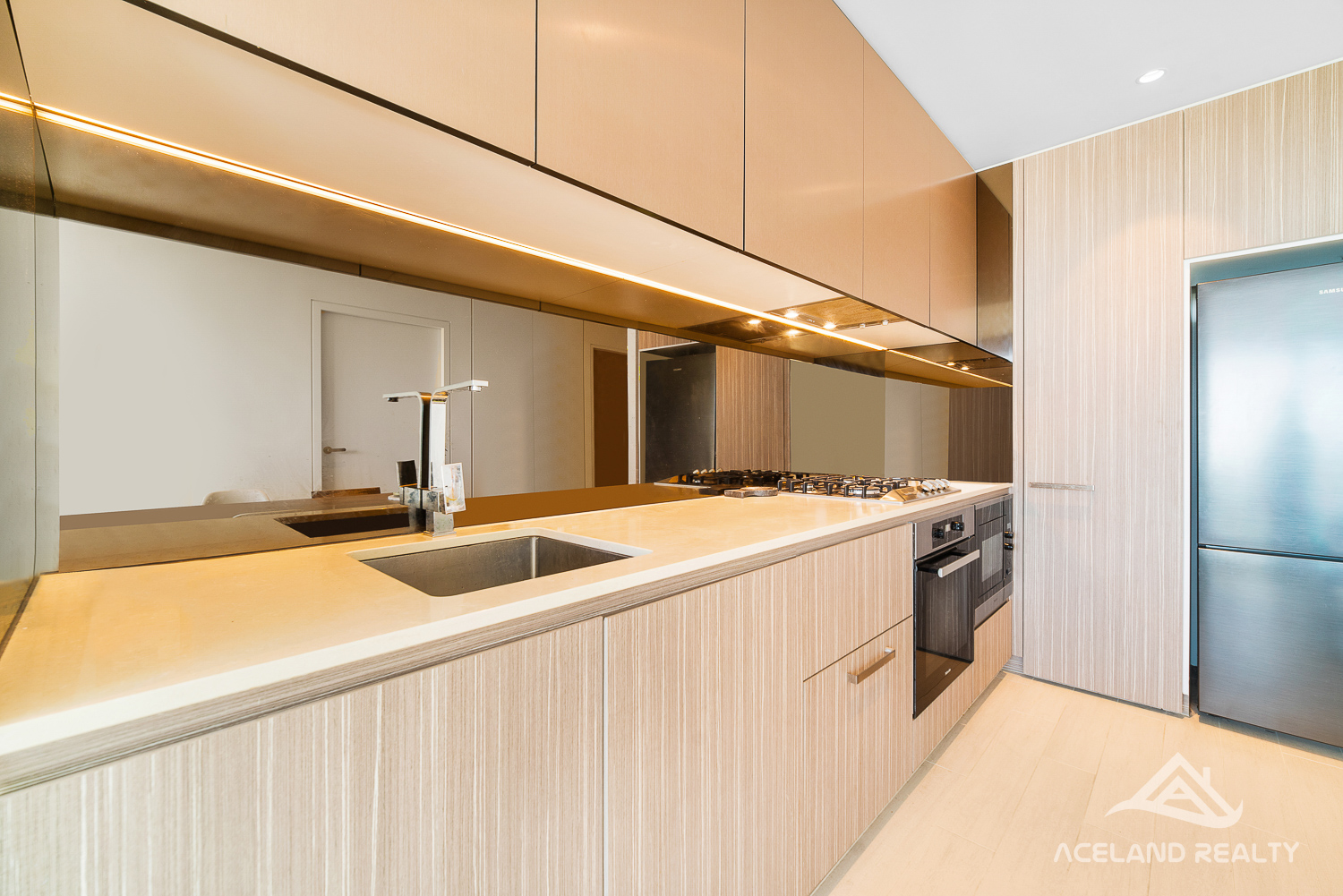 eagle_1331196-ZETLAND-2023-12-10-042625-3