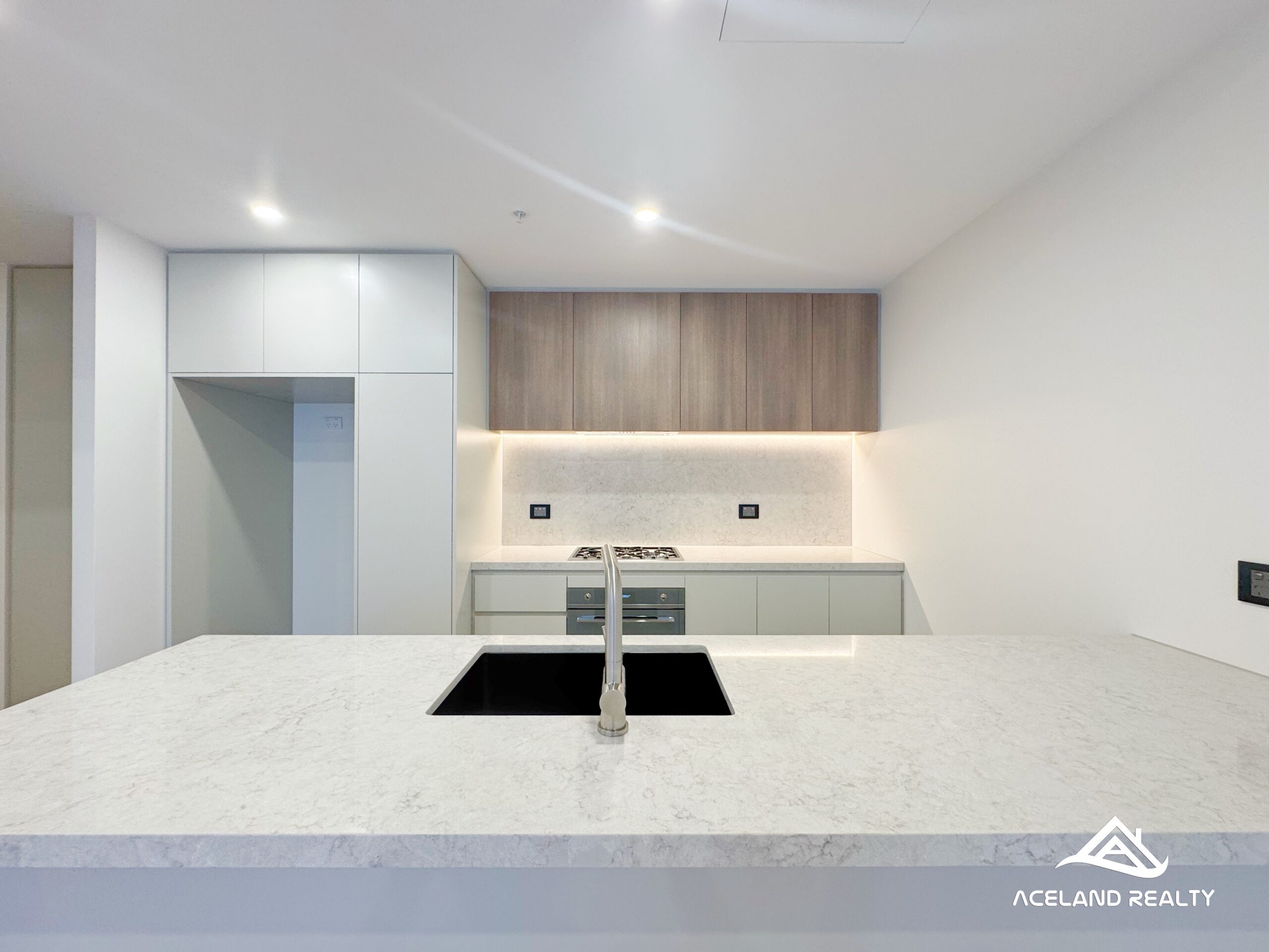 eagle_1534782-ZETLAND-2024-12-31-040204-2