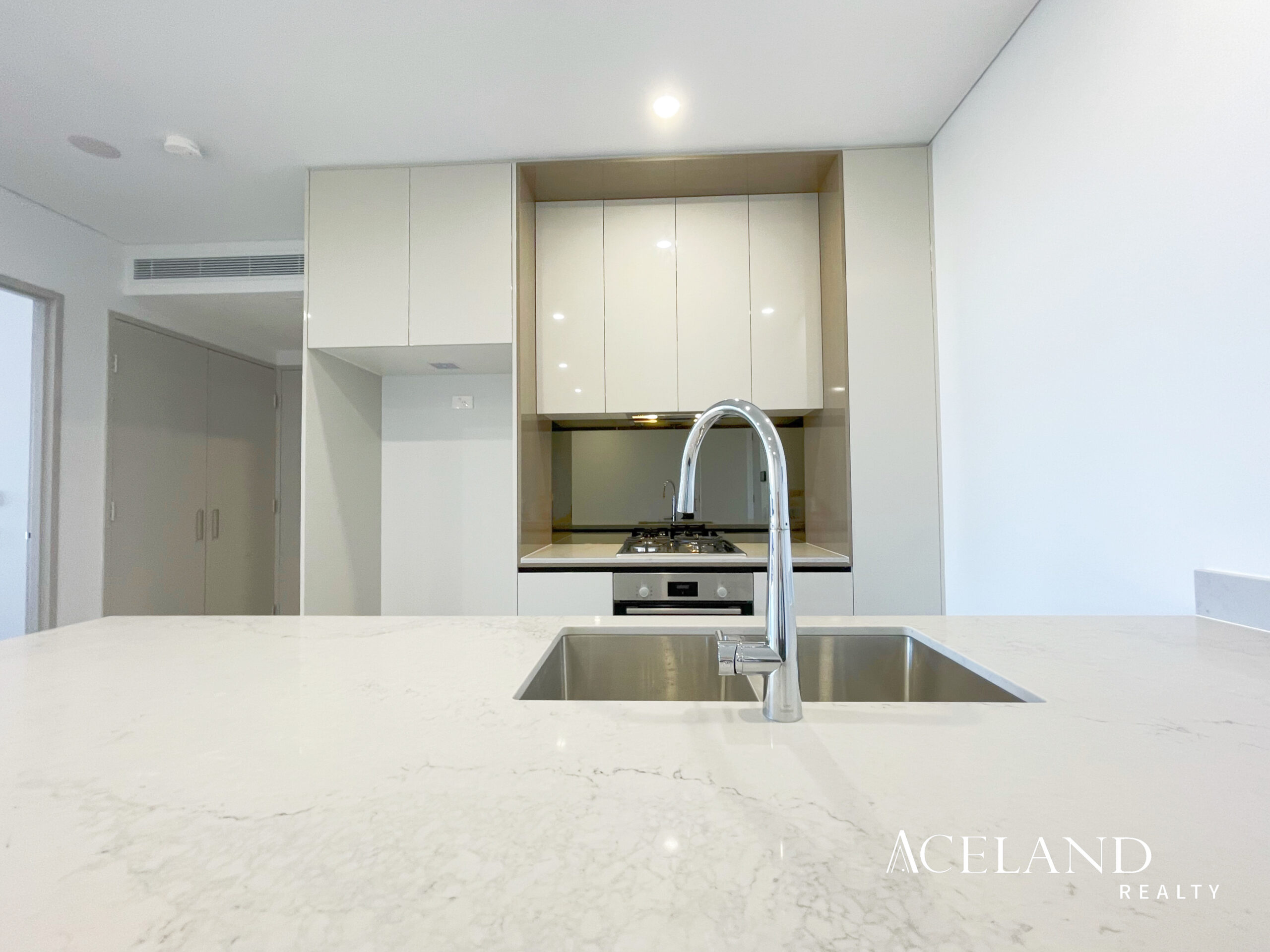 eagle_1635392-ZETLAND-2025-07-30-043957-4