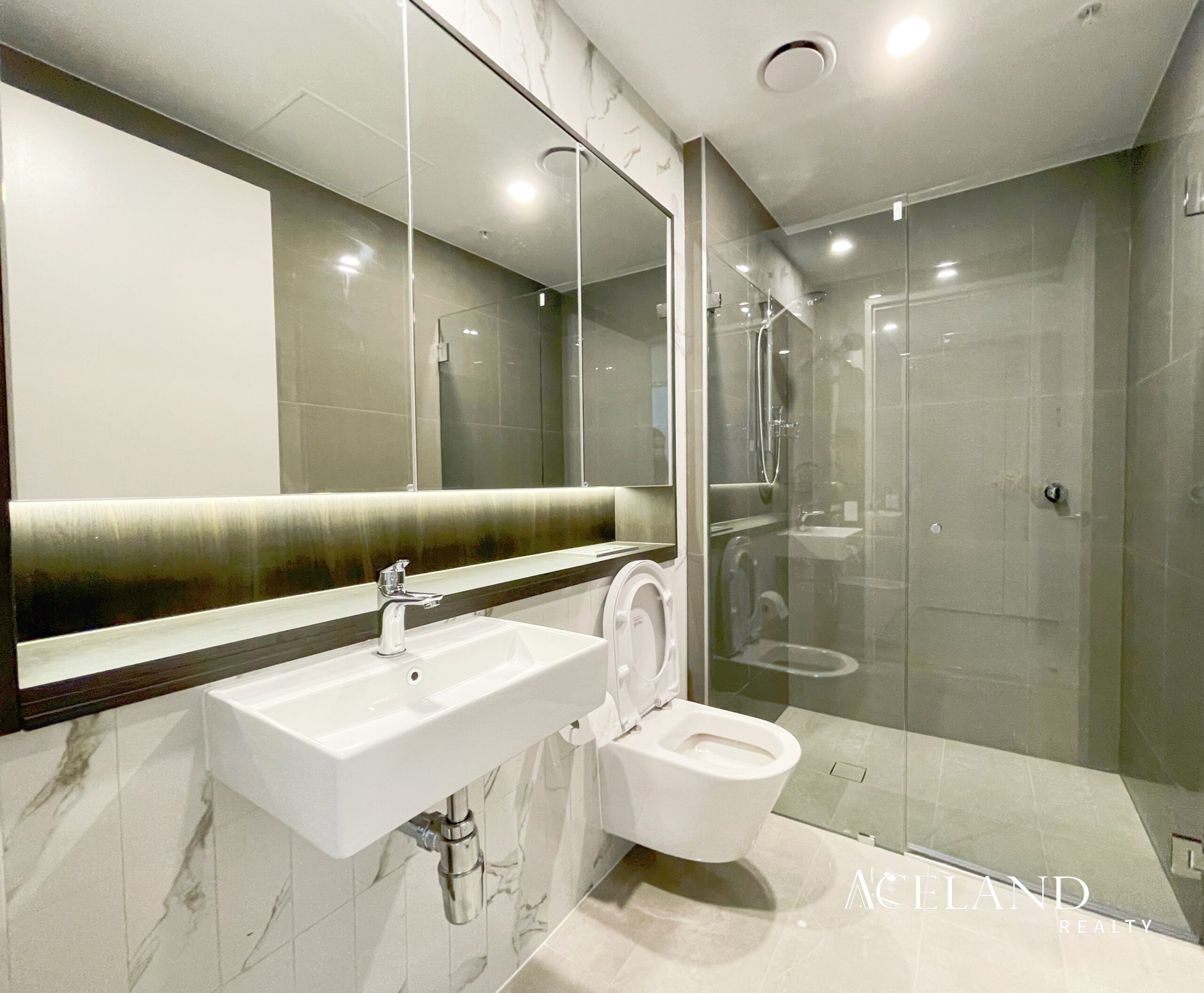 eagle_1635392-ZETLAND-2025-07-30-043957-8