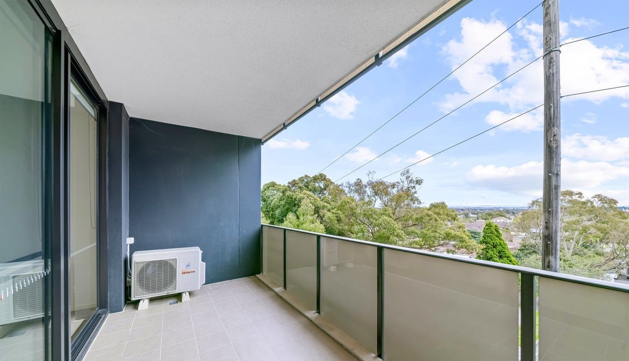 eagle_1672572-HURSTVILLE-2025-10-09-042106-3