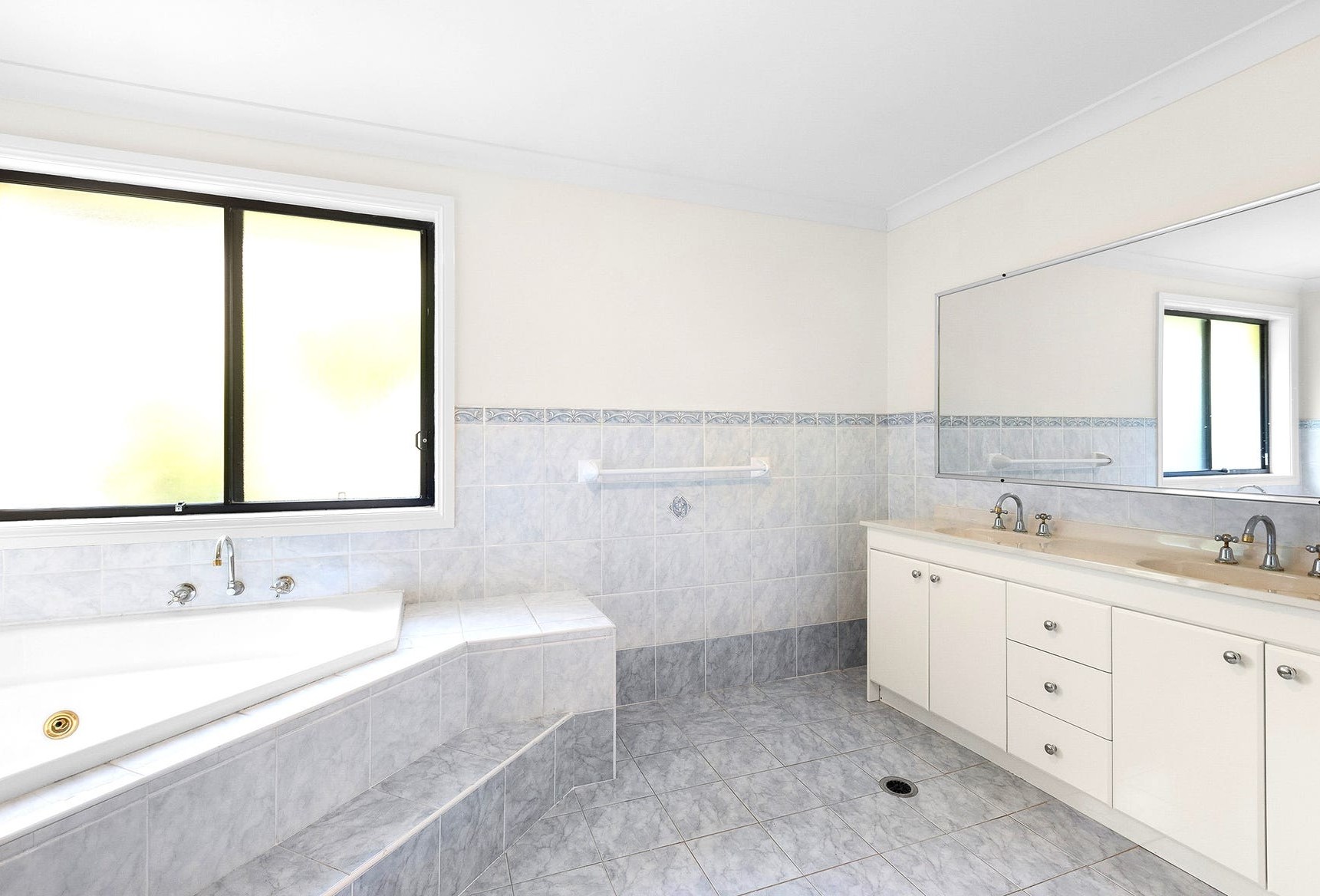 eagle_1762434-RIVERVIEW-2026-04-21-042950-12