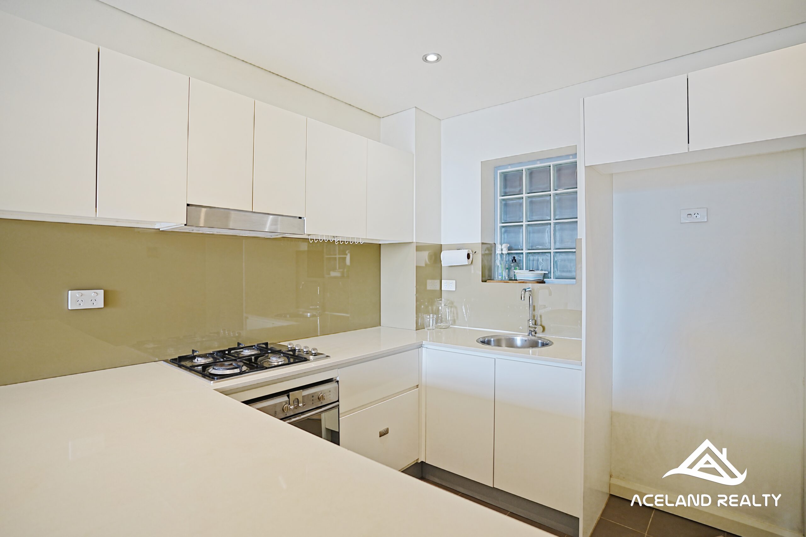 eagle_1765671-ST-LEONARDS-2026-04-25-104813-6